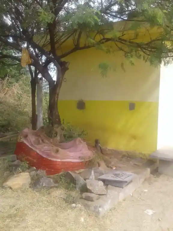 Arulmigu Angalamman Temple, Thumbipadi - 636305 அருள்மிகு அங்காளம்மன் திருக்கோயில், Thumbipadi - 636305, Salem - Ancient Temple Architecture and History Image 4