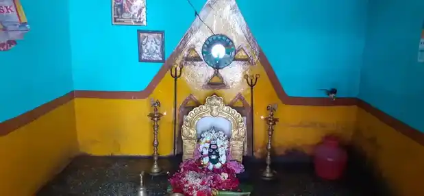 Arulmigu Angalammant Temple, L.N.S.Samuthiram - 639002 அருள்மிகு அங்காளம்மன் திருக்கோயில், L.N.S.Samuthiram - 639002, Karur - Ancient Temple Architecture and History Image 4