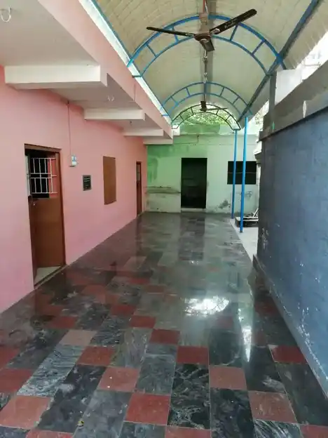 Arulmigu Angalaparameshvariyamman Temple, Puliyur - 639114 அருள்மிகு அங்காளபரமேஸ்வரிஅம்மன் திருக்கோயில், Puliyur - 639114, Karur - Ancient Temple Architecture and History Image 3