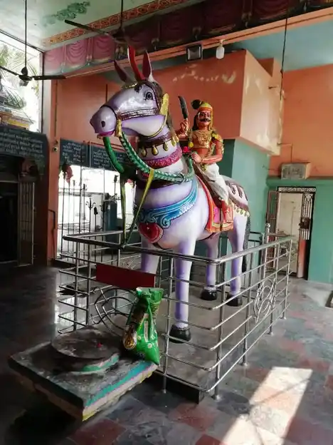 Arulmigu Angalaparameshvariyamman Temple, Puliyur - 639114 அருள்மிகு அங்காளபரமேஸ்வரிஅம்மன் திருக்கோயில், Puliyur - 639114, Karur - Ancient Temple Architecture and History Image 4