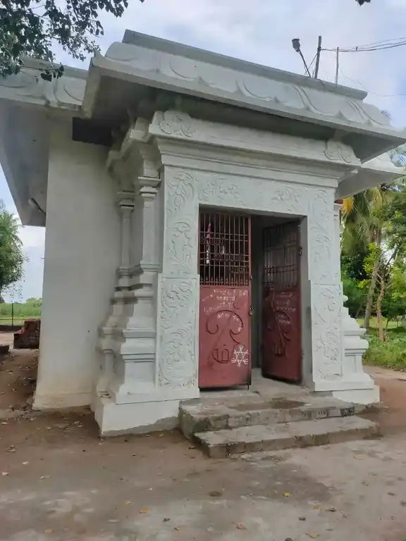 Arulmigu Angalaparameshwari Temple, Thirunaavaloor - 607204 அருள்மிகு அங்காளபரமேஸ்வரி திருக்கோயில், Thirunaavaloor - 607204, Kallakurichi - Ancient Temple Architecture and History Image 2
