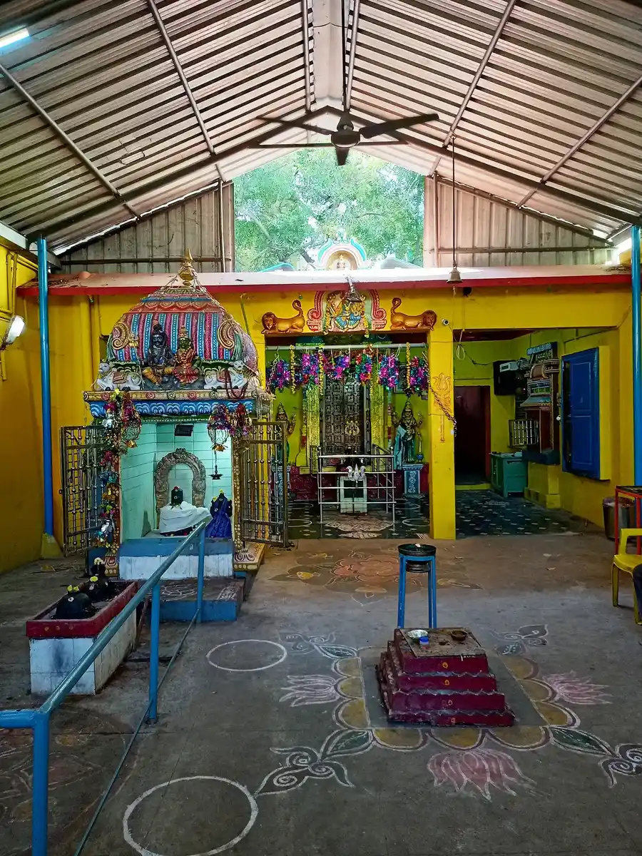 Arulmigu Angalaparameshwari Yamman Temple, Saidapet - 632004 அருள்மிகு அங்காள பரமேஸ்வரியம்மன் திருக்கோயில், சைதாபேட்டை - 632004, Vellore - Ancient Temple Architecture and History Image 7