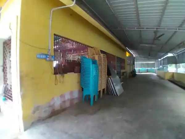 Arulmigu Angalaparameswari Temple, Melaiyur - 612204 Arulmigu Angalaparameswari Temple, Melaiyur - 612204, Thanjavur - Ancient Temple Architecture and History Image 4