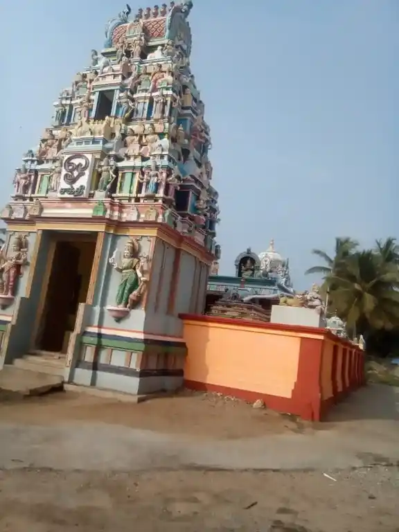 Arulmigu Angalaparameswariamman Temple, Poolavadi - 642206 அருள்மிகு அங்காளபரமேஸ்ரியம்மன் திருக்கோயில், Poolavadi - 642206, Tiruppur - Ancient Temple Architecture and History Image 3