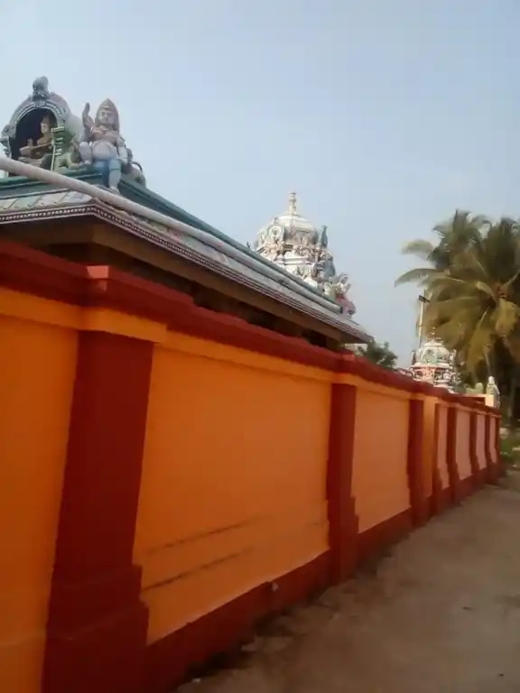 Arulmigu Angalaparameswariamman Temple, Poolavadi - 642206 அருள்மிகு அங்காளபரமேஸ்ரியம்மன் திருக்கோயில், Poolavadi - 642206, Tiruppur - Ancient Temple Architecture and History Image 4