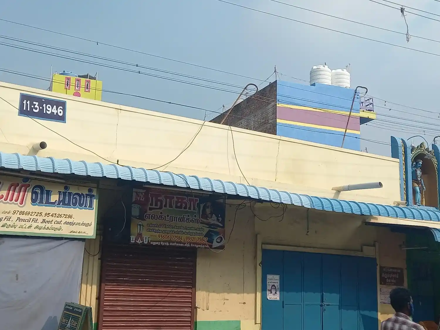 Arulmigu Angalaparmeswari Veeravanaan Karuppanasamy Temple, Solavandan - 625214 அருள்மிகு அங்காள ஈஸ்வரி திருக்கோயில், Solavandan - 625214, Madurai - Ancient Temple Architecture and History Image 4