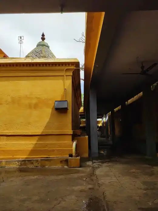 Arulmigu Angalaperameswariyamman Temple, Maruthoor - 639107 Arulmigu Angalaperameswariyamman Temple, Maruthoor - 639107, Karur - Ancient Temple Architecture and History Image 8