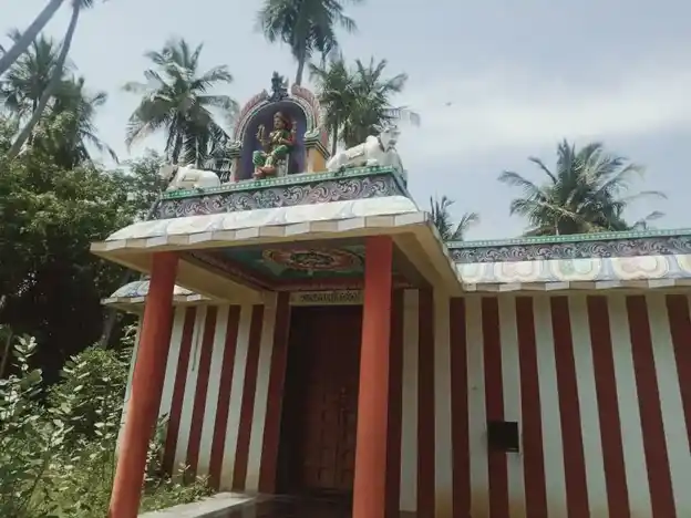 Arulmigu Angalayamman Temple, Melatur - 614301 Arulmigu Angalayamman Temple, Melatur - 614301, Thanjavur - Ancient Temple Architecture and History Image 3