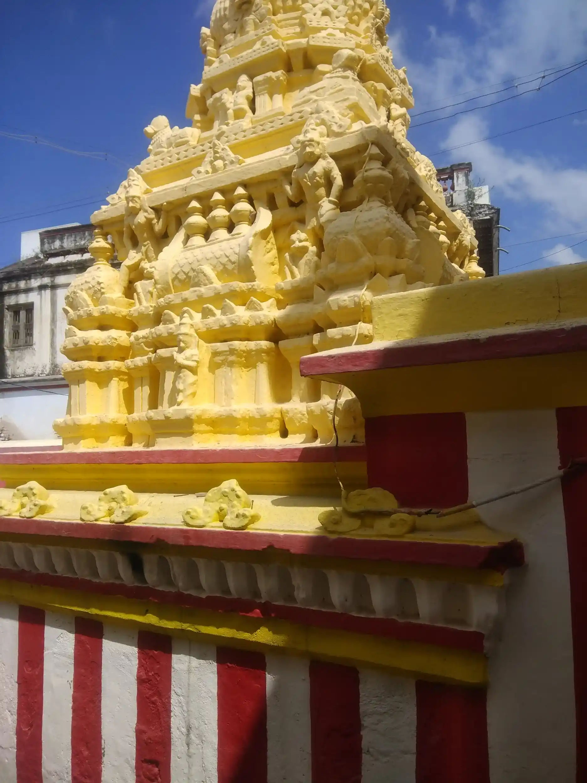 Arulmigu Angamuthu Vinayagar Temple, Tirupattur - 635601 அருள்மிகு அங்கமுத்து விநாயகர் திருக்கோயில், திருப்பத்தூர் - 635601, Thirupathur - Ancient Temple Architecture and History Image 3