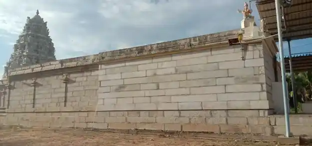 Arulmigu Angel endra Perumal Temple, Agaram, Akaram Vallanadu - 628252 அருள்மிகு அஞ்சல் என்ற பெருமாள் திருக்கோயில், Agaram, அகரம் வல்லநாடு - 628252, Thoothukudi - Ancient Temple Architecture and History Image 2