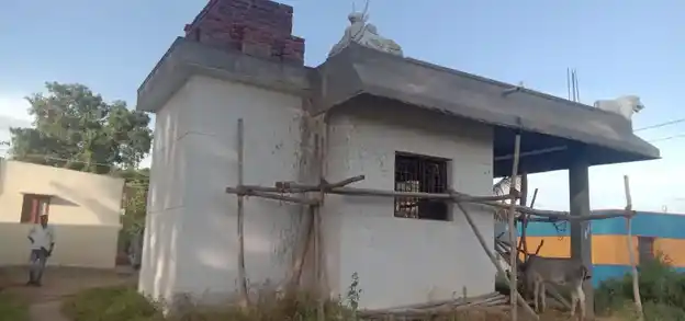 Arulmigu Anjalagiri Uttamakaragam Temple, Thuppuganapalli - 635119 அருள்மிகு அஞ்சலகிரி உத்தம கரகம் திருக்கோயில், Thuppuganapalli - 635119, Krishnagiri - Ancient Temple Architecture and History Image 3