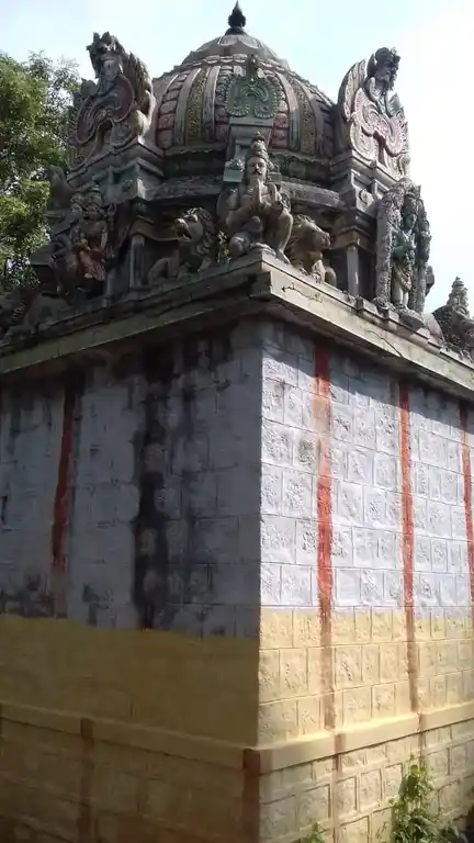 Arulmigu Anjalndaperumal Temple, Vadagaraiattur Melmugam - 637213 அருள்மிகு அஞ்சலென்றபெருமாள் திருக்கோயில், Vadagaraiattur Melmugam - 637213, Namakkal - Ancient Temple Architecture and History Image 2