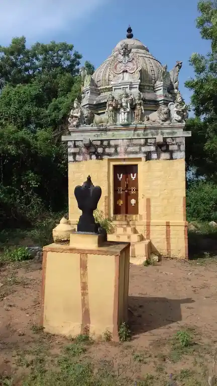 Arulmigu Anjalndaperumal Temple, Vadagaraiattur Melmugam - 637213 அருள்மிகு அஞ்சலென்றபெருமாள் திருக்கோயில், Vadagaraiattur Melmugam - 637213, Namakkal - Ancient Temple Architecture and History Image 4