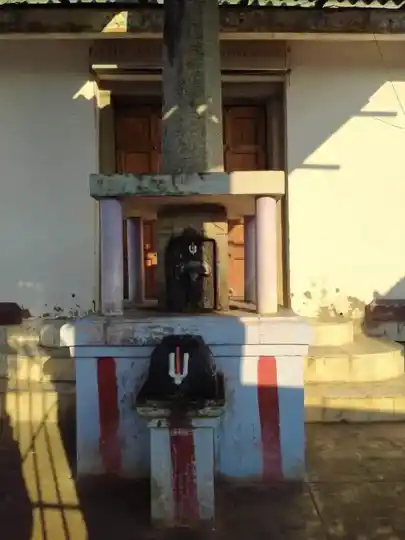 Arulmigu Anjanavannaperumal Temple, Kunjupalayam - 642004 அருள்மிகு அஞ்சுவண்ணப்பெருமாள் திருக்கோயில், குஞ்சுப்பாளையம் - 642004, Coimbatore - Ancient Temple Architecture and History Image 4