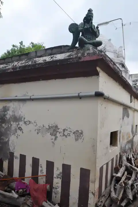 Arulmigu Anjaneya Swamy Temple, Karur - 639001 அருள்மிகு ஆஞ்சநேயசுவாமி திருக்கோயில், Karur - 639001, Karur - Ancient Temple Architecture and History Image 4