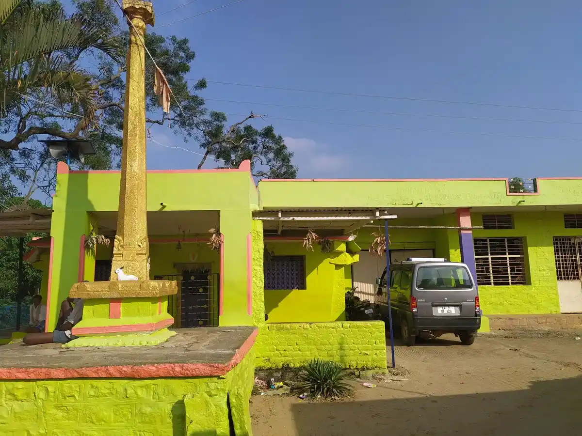 Arulmigu Anjaneya Swamy Temple, Kottamadugu - 635107 அருள்மிகு ஆஞ்சநேயசாமி திருக்கோயில், Kottamadugu - 635107, Krishnagiri - Ancient Temple Architecture and History Image 2