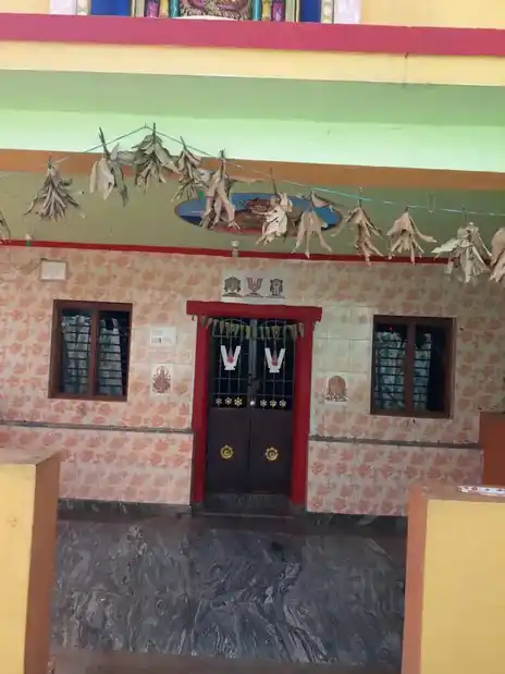 Arulmigu Anjaneya Swamy Temple, Sathanoor - 635107 அருள்மிகு ஆஞ்சநேய சுவாமி திருக்கோயில், சாத்தனுர் - 635107, Krishnagiri - Ancient Temple Architecture and History Image 3