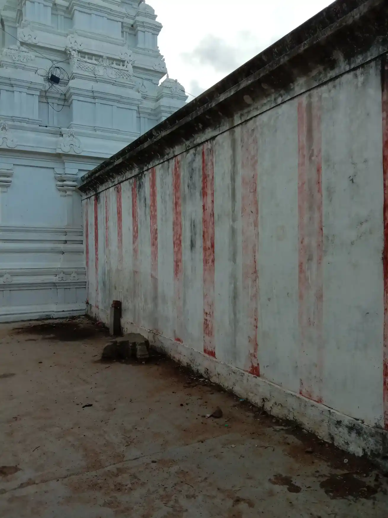 Arulmigu Anjaneyar Temple, Balamathi - 632002 அருள்மிகு ஆஞ்சநேயர் திருக்கோயில், பாலமதி - 632002, Vellore - Ancient Temple Architecture and History Image 4