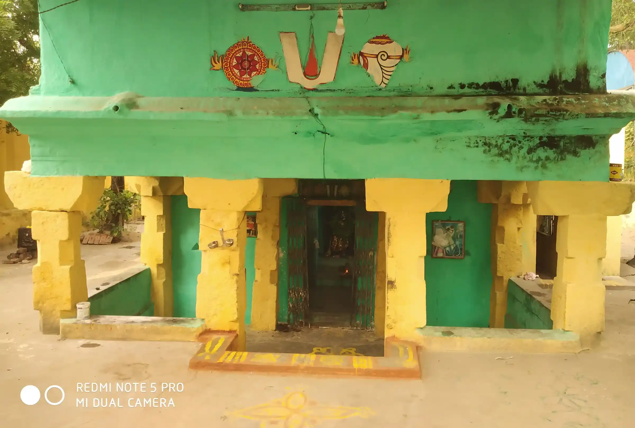 Arulmigu Anjaneyar Temple, Dharanampet, Kanguppam - 632601 அருள்மிகு ஆஞ்சநேயசுவாமி திருக்கோயில், தரணம்பேட்டை, கங்குப்பம் - 632601, Vellore - Ancient Temple Architecture and History Image 2