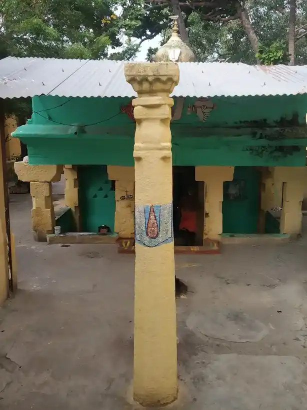 Arulmigu Anjaneyar Temple, Dharanampet, Kanguppam - 632601 அருள்மிகு ஆஞ்சநேயசுவாமி திருக்கோயில், தரணம்பேட்டை, கங்குப்பம் - 632601, Vellore - Ancient Temple Architecture and History Image 3