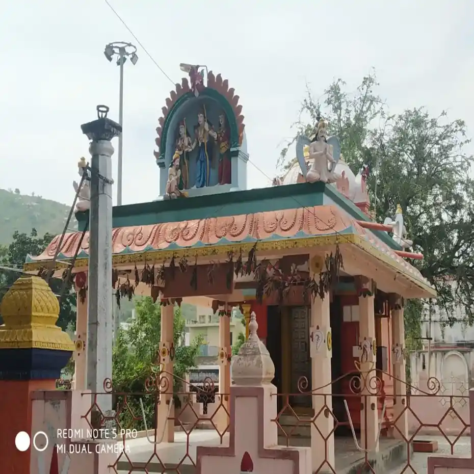 Arulmigu Anjaneyar Temple, Erukkgappattu - 630284