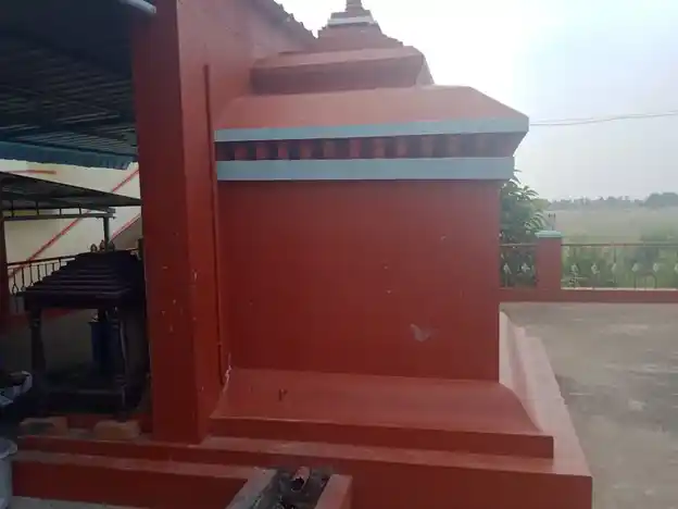 Arulmigu Anjaneyar Temple, Kadamadai, Perumbalai - 636811 அருள்மிகு ஆஞ்சநேயர் திருக்கோயில், Kadamadai, Perumbalai - 636811, Dharmapuri - Ancient Temple Architecture and History Image 4