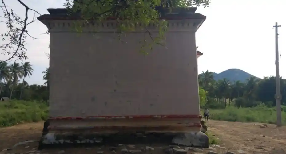 Arulmigu Anjaneyar Temple, Masigam - 635810 அருள்மிகு ஆஞ்சநேயர் திருக்கோயில், மசிகம் - 635810, Vellore - Ancient Temple Architecture and History Image 2