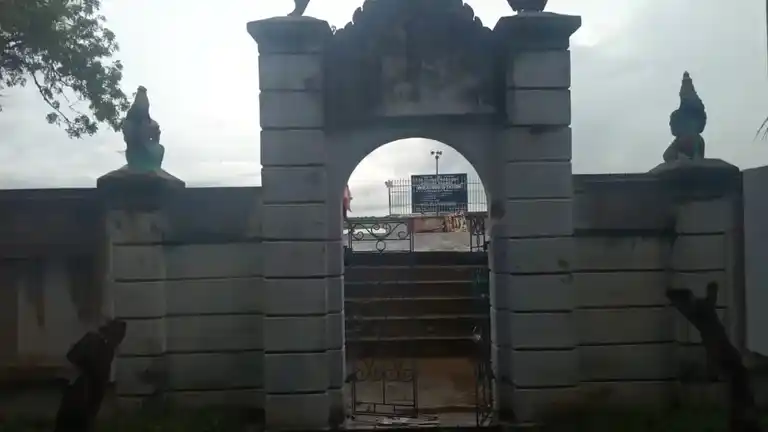 Arulmigu Anjaneyar Temple, Mukkombu Tourist Spot, Thiruchirappalli - 621216 Arulmigu Anjaneyar Temple, Mukkombu Tourist Spot, Thiruchirappalli - 621216, Thiruchirappalli - Ancient Temple Architecture and History Image 9