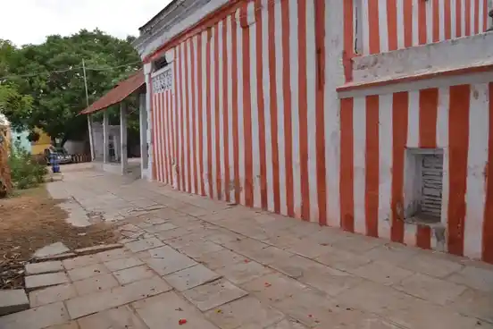 Arulmigu Anjaneyar Temple, Vandiyur - 625020 அருள்மிகு ஆஞ்சநேயர் திருக்கோயில், வண்டியூர் - 625020, Madurai - Ancient Temple Architecture and History Image 4