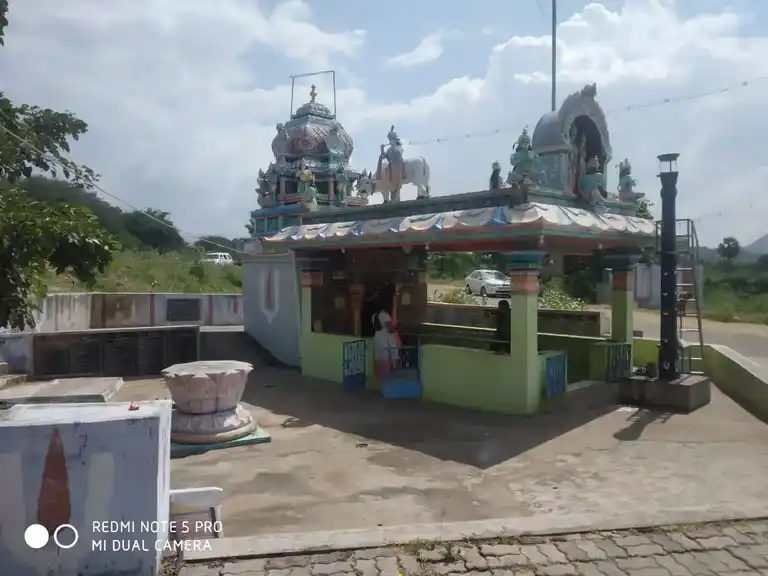 Arulmigu Anjaneyasamy Temple, Gundukkal, Elattur - 636351 அருள்மிகு ஆஞ்சநேயசுவாமி திருக்கோயில், குண்டுக்கல், ஏலத்தூர் - 636351, Salem - Ancient Temple Architecture and History Image 8