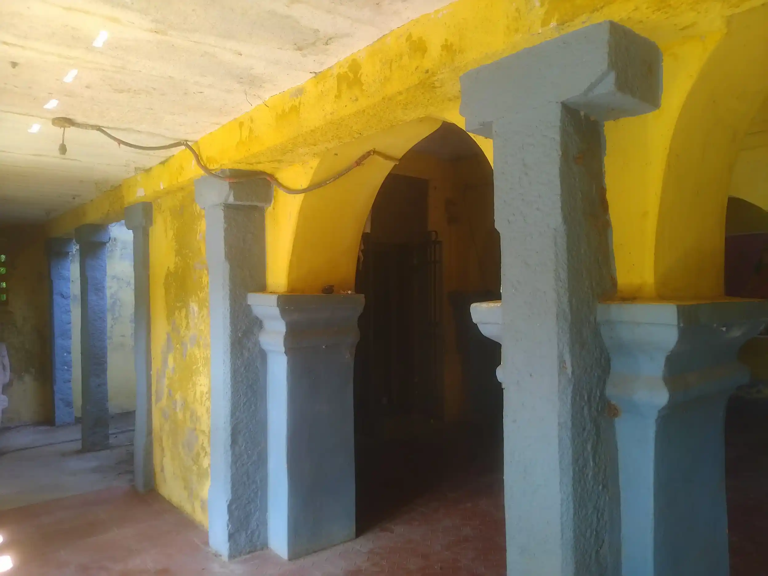 Arulmigu Anjaneyaswamy Temple, Povanur - 612803 அருள்மிகு ஆஞ்சநேய சுவாமி திருக்கோயில், பூவனூர் - 612803, Thiruvarur - Ancient Temple Architecture and History Image 3