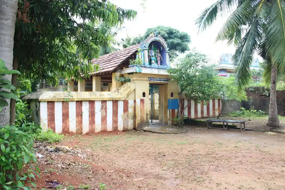Arulmigu Anjaneyaswamy Temple, Thirukodikkaval - 612106 அருள்மிகு ஆஞ்சநேயர் சுவாமி திருக்கோயில், Thirukodikaval - 612106, Thanjavur - Ancient Temple Architecture and History Image 2