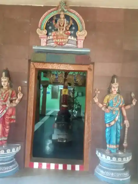Arulmigu Ankala Parameshwariamman Temple, Near Paramakudi, Urappuli - 623707 அருள்மிகு அங்காளபரமேஸ்வரியம்மன் திருக்கோயில், Near Paramakudi, Urappuli - 623707, Ramanathapuram - Ancient Temple Architecture and History Image 5