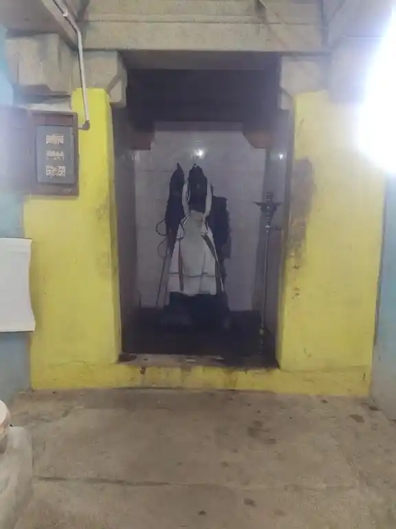 Arulmigu Ankalamman Temple, Ilayathankudi - 630206 அருள்மிகு. அங்காளம்மன் திருக்கோயில், Ilayathankudi - 630206, Sivagangai - Ancient Temple Architecture and History Image 4