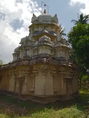 Arulmigu Annaikatha Perumal Temple, Narayapuram Kalappal - 614710 அருள்மிகு ஆனைக்காத்தப்பெருமாள் திருக்கோயில், Narayapuram Kalappal - 614710, Thiruvarur - Ancient Temple Architecture and History Image 2