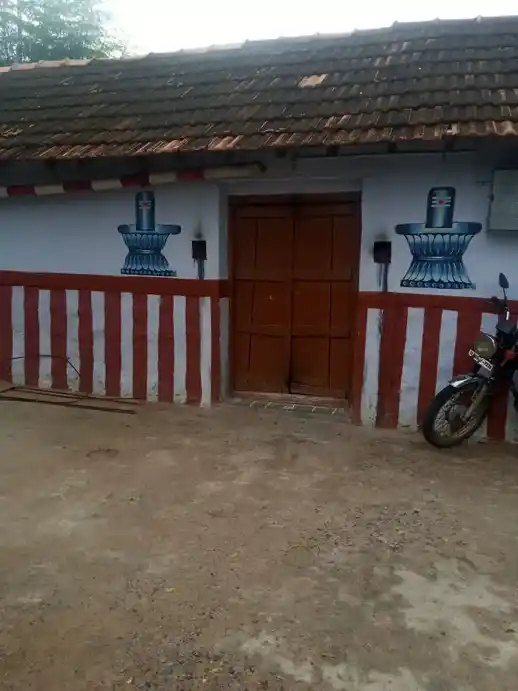 Arulmigu Annamalaiyar Temple, Kurumbalur - 621107 அருள்மிகு அண்ணாமலையார் திருக்கோயில், Kurumbalur - 621107, Perambalur - Ancient Temple Architecture and History Image 3