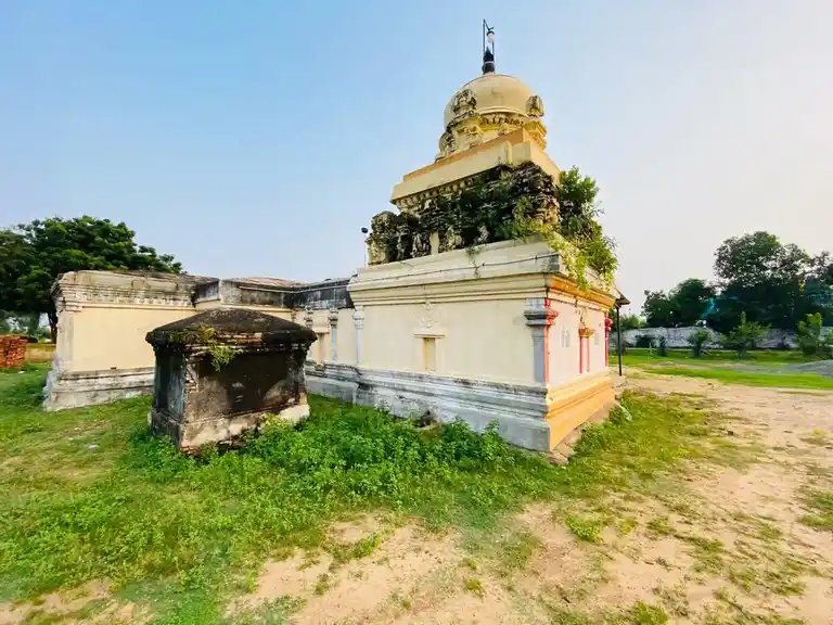 Arulmigu Annamalaiyar Temple, Main Road Kannambakkam Bus Stand, Nadavambakkam - 601204 அருள்மிகு அன்னாமலையார் திருக்கோயில், Main Road Kannambakkam Bus Stand, Nadavambakkam - 601204, Tiruvallur - Ancient Temple Architecture and History Image 6