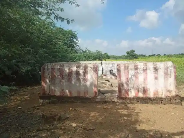Arulmigu Annamalaiyar Temple, Periyakurukkai - 621105 Arulmigu Annamalaiyar Temple, Periyakurukkai - 621105, Thiruchirappalli - Ancient Temple Architecture and History Image 3