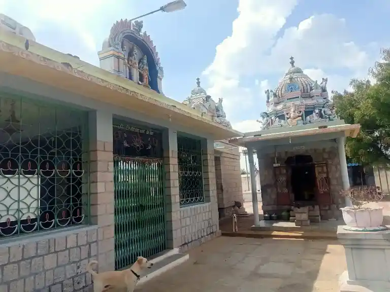 Arulmigu Annamar Temple, Ettiveerampalayam - 641654 அருள்மிகு அண்ணமார் திருக்கோயில், Ettiveerampalayam - 641654, Tiruppur - Ancient Temple Architecture and History Image 5