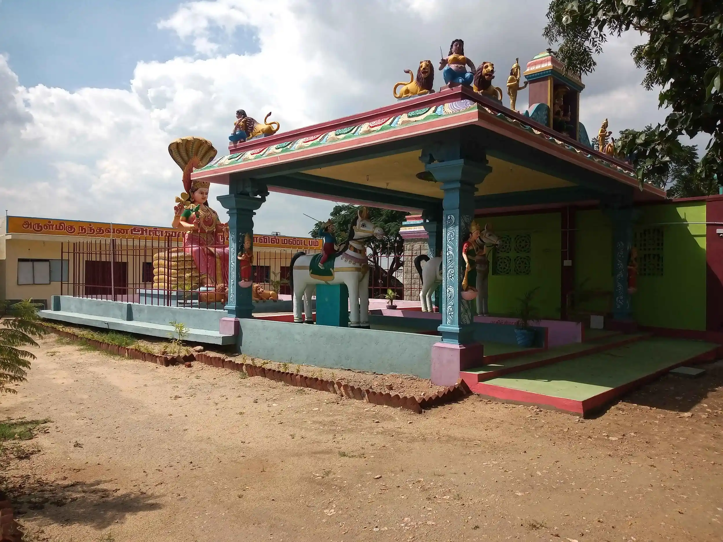 Arulmigu Annamar Temple, Karadivavi - 641658 அருள்மிகு அண்ணமார் திருக்கோயில், Karadivavi - 641658, Tiruppur - Ancient Temple Architecture and History Image 3