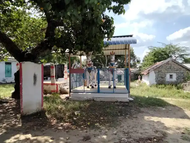 Arulmigu Annamar Temple, Vellaraveli - 641654 அருள்மிகு அண்ணமார் திருக்கோயில், Vellaraveli - 641654, Tiruppur - Ancient Temple Architecture and History Image 2