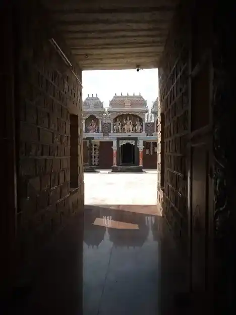 Arulmigu Annamarsami Temple, Maniyanur - 637201 அருள்மிகு அண்ணமார்சாமி திருக்கோயில், மணியனூர் - 637201, Namakkal - Ancient Temple Architecture and History Image 5