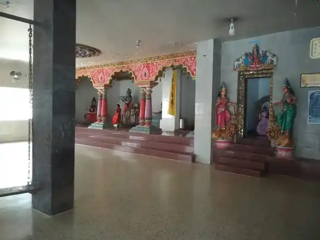 Arulmigu Annamarsami Temple, Maniyanur - 637201 அருள்மிகு அண்ணமார்சாமி திருக்கோயில், மணியனூர் - 637201, Namakkal - Ancient Temple Architecture and History Image 8