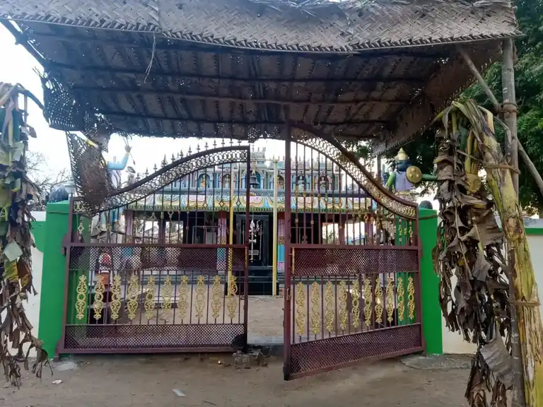 Arulmigu Annamarswamy Temple, Minnampalli - 637019 அருள்மிகு அண்ணமார்சுவாமி திருக்கோயில், Minnampalli - 637019, Namakkal - Ancient Temple Architecture and History Image 4