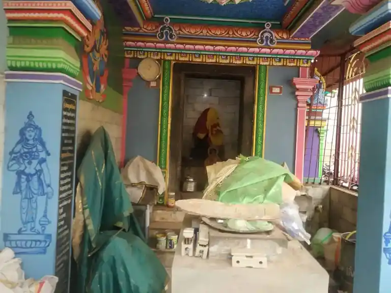 Arulmigu Annapoorani Amman Temple, Therkuveethi, Thanjavur - 613001 Arulmigu Annapoorani Amman Temple, Therkuveethi, Thanjavur - 613001, Thanjavur - Ancient Temple Architecture and History Image 5