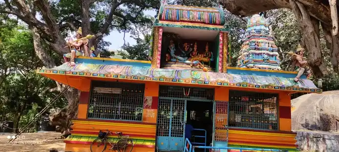 Arulmigu Anumandharaya Swamy Temple, Balaguli 2 - 635204 அருள்மிகு அனுமந்தராய சுவாமி திருக்கோயில், பாலேகுளி, Balaguli 2 - 635204, Krishnagiri - Ancient Temple Architecture and History Image 4