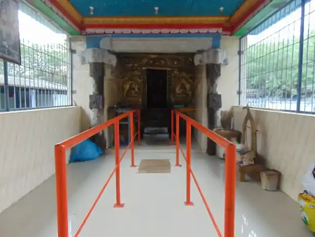 Arulmigu Anumandharayar Temple, Karuvalur - 641670 அருள்மிகு அனுமந்தராயர் திருக்கோயில், Karuvalur - 641670, Tiruppur - Ancient Temple Architecture and History Image 6