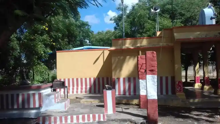 Arulmigu Anumanthaperumal Temple, Near Santhiya Mill, Millkrishnapuram - 626117 அருள்மிகு அனுமந்தப்பெருமாள் திருக்கோயில், சந்தியா மில் அருகில், மில்கிருஷ்ணாபுரம் - 626117, Virudhunagar - Ancient Temple Architecture and History Image 2