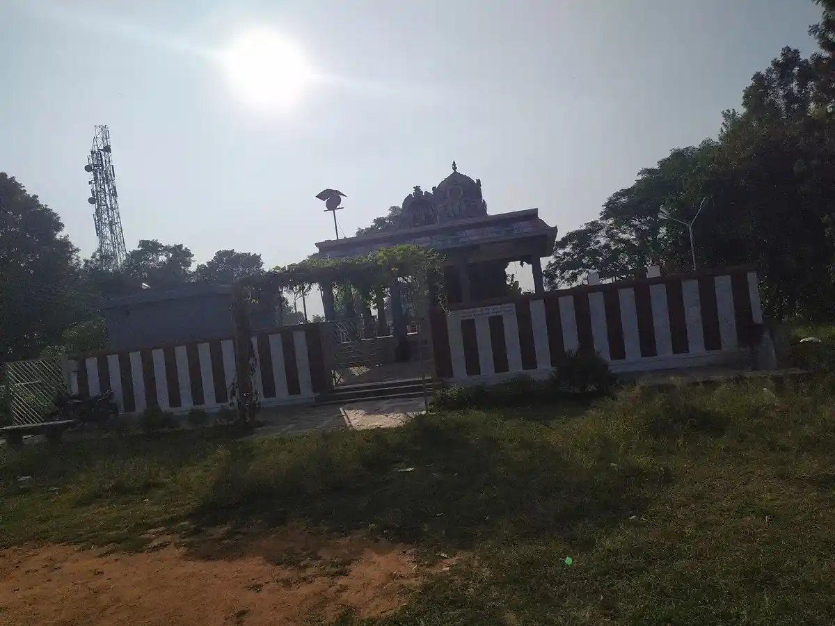 Arulmigu Anumantharaya Swamy Temple, Thavarakarai - 635107 Temple