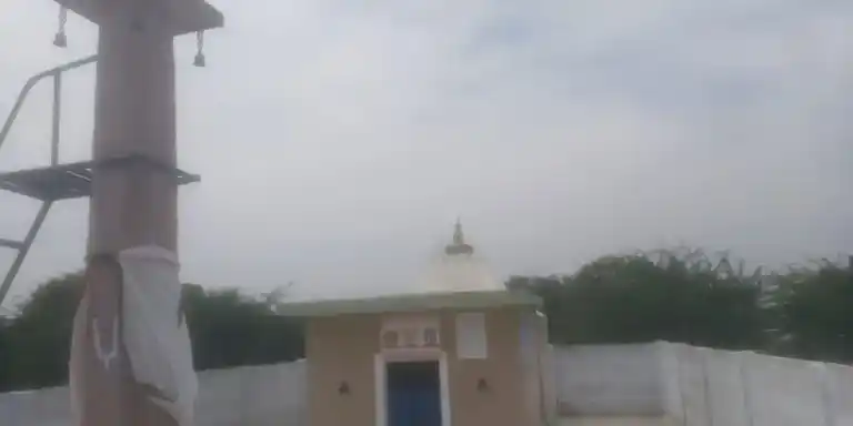 Arulmigu Anumantharayaperumal Temple, Moovanour - 621002 அருள்மிகு அனுமந்தராயப்பெருமாள் திருக்கோயில், Moovanour - 621002, Thiruchirappalli - Ancient Temple Architecture and History Image 2